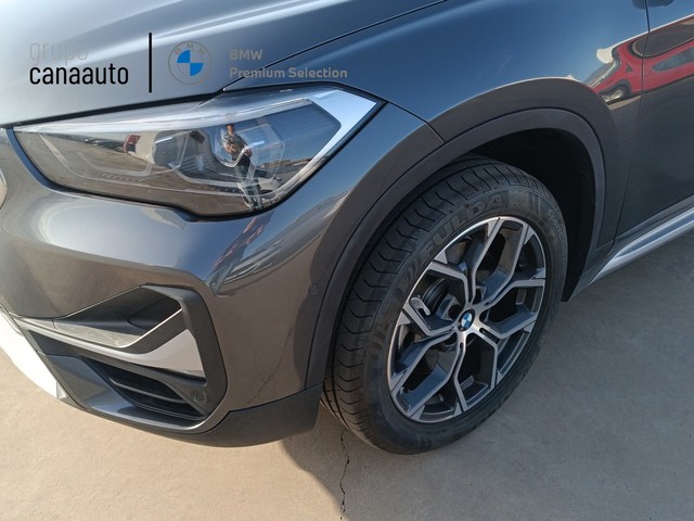BMW X1 sDrive20i color Gris. Año 2022. 141KW(192CV). Gasolina. En concesionario TACO de Sta. C. Tenerife