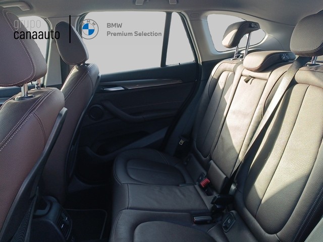 BMW X1 sDrive20i color Gris. Año 2022. 141KW(192CV). Gasolina. En concesionario TACO de Sta. C. Tenerife