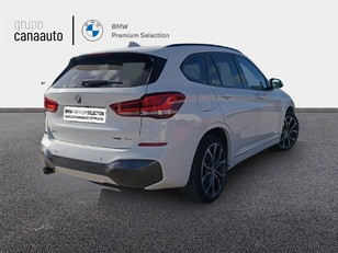BMW X1 xDrive25e color Blanco. Año 2021. 162KW(220CV). Híbrido Electro/Gasolina. En concesionario TACO de Sta. C. Tenerife
