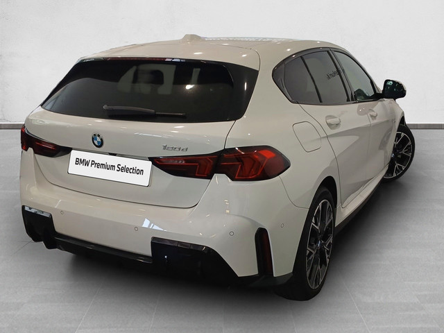 BMW Serie 1 120d color Blanco. Año 2024. 120KW(163CV). Diésel. En concesionario Enekuri Motor de Vizcaya