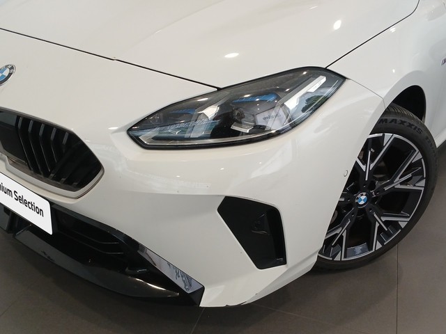 BMW Serie 1 120d color Blanco. Año 2024. 120KW(163CV). Diésel. En concesionario Enekuri Motor de Vizcaya
