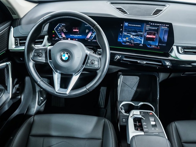 BMW X1 sDrive18d color Azul. Año 2023. 110KW(150CV). Diésel. En concesionario Oliva Motor Tarragona de Tarragona