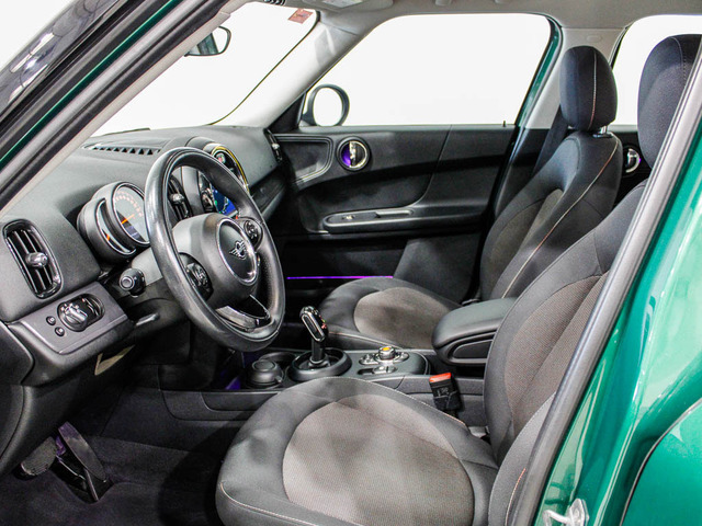 fotoG 10 del MINI MINI Countryman Cooper 100 kW (136 CV) 136cv Gasolina del 2020 en Barcelona