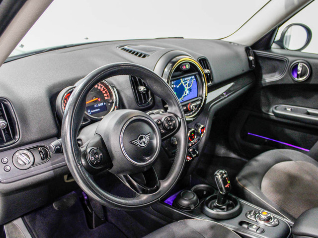 fotoG 11 del MINI MINI Countryman Cooper 100 kW (136 CV) 136cv Gasolina del 2020 en Barcelona