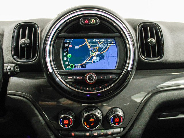 fotoG 13 del MINI MINI Countryman Cooper 100 kW (136 CV) 136cv Gasolina del 2020 en Barcelona