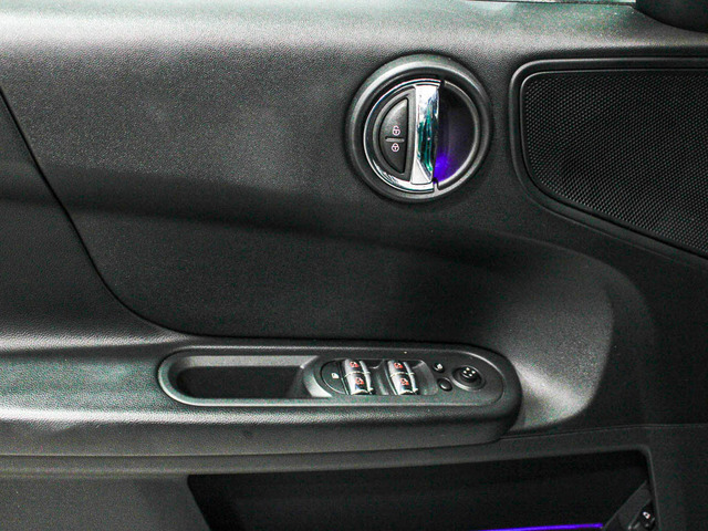 fotoG 15 del MINI MINI Countryman Cooper 100 kW (136 CV) 136cv Gasolina del 2020 en Barcelona