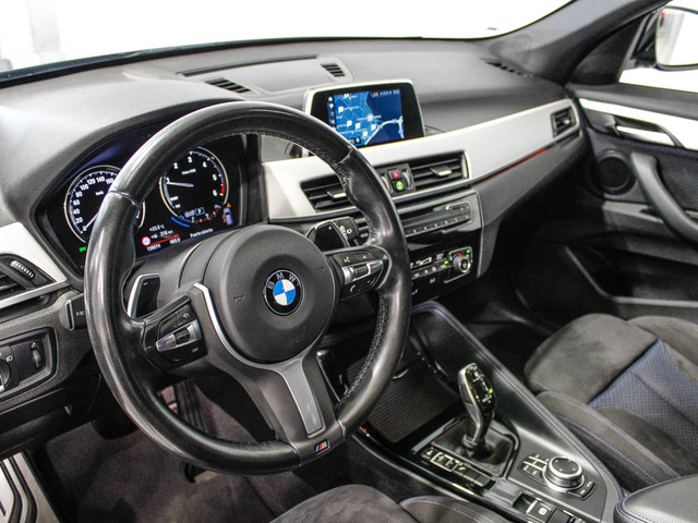 BMW X1 sDrive18d color Negro. Año 2019. 110KW(150CV). Diésel. En concesionario Barcelona Premium -- GRAN VIA de Barcelona