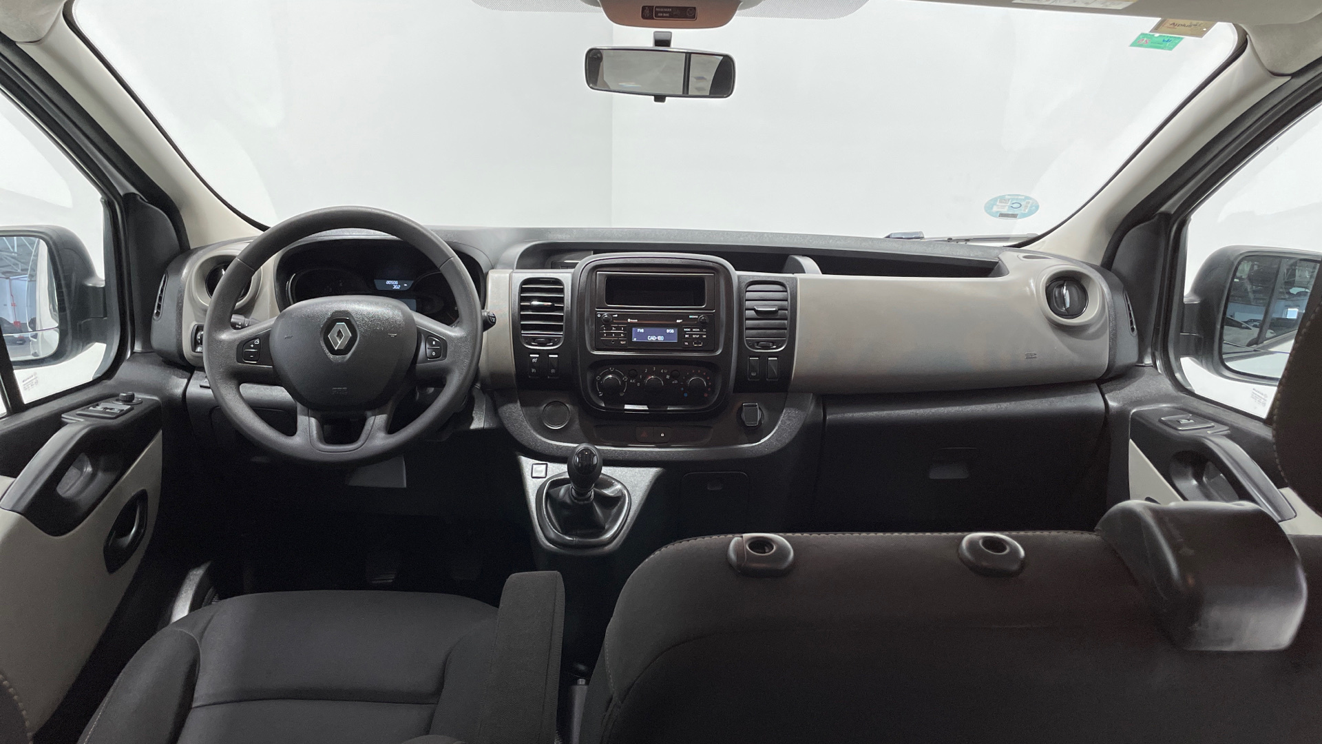 Renault Trafic dCi 120 Combi en Barcelona
