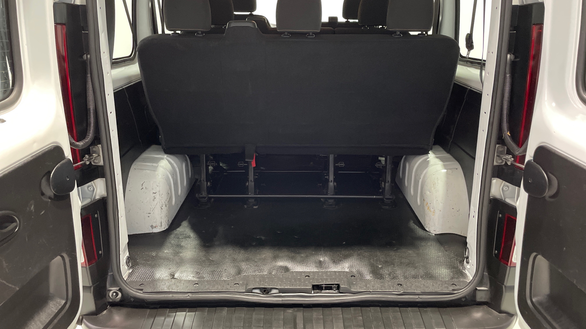 Renault Trafic dCi 120 Combi en Barcelona