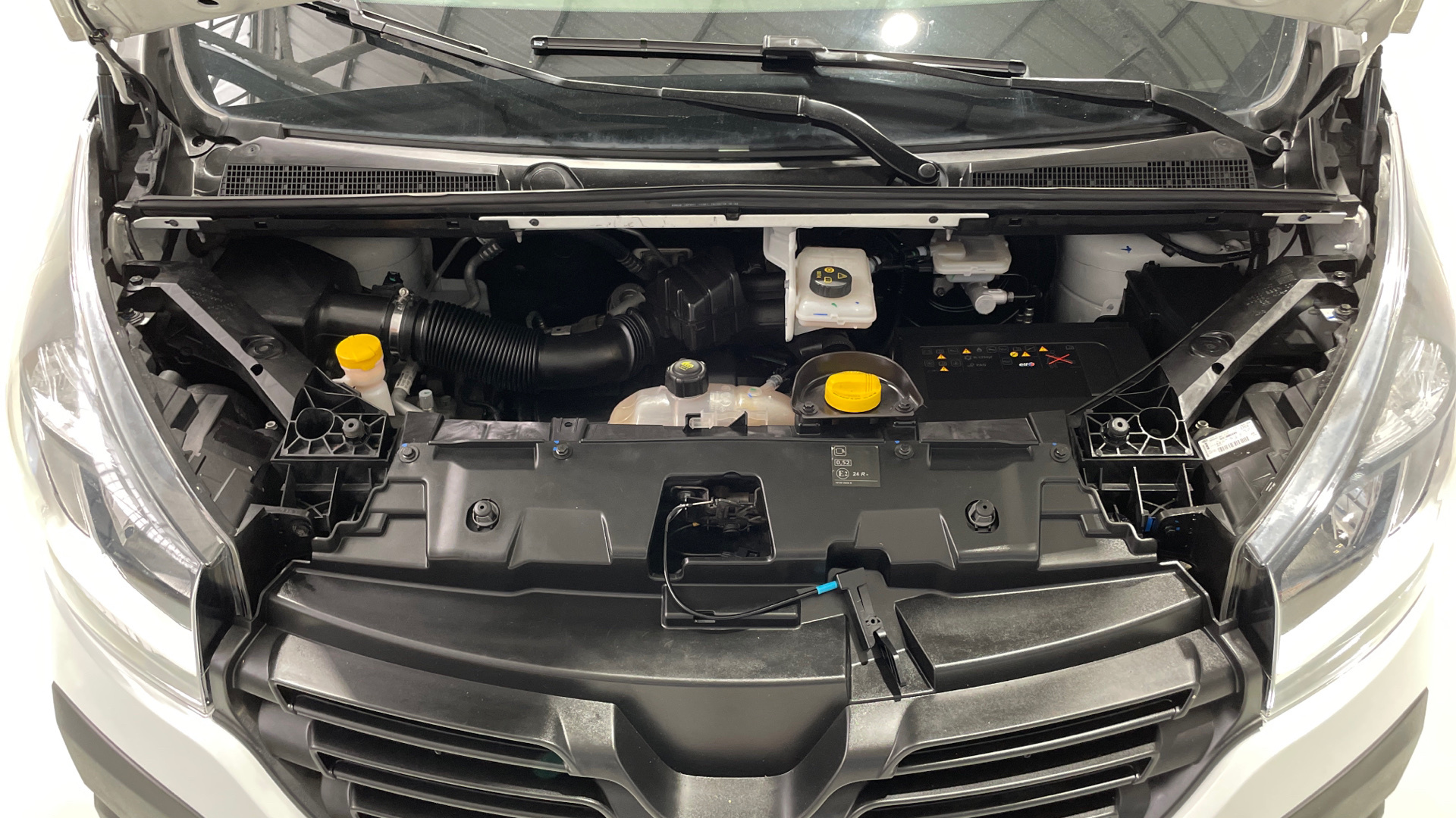 Renault Trafic dCi 120 Combi en Barcelona