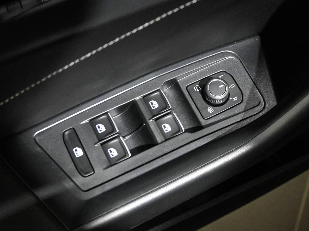 Volkswagen T-Roc R-Line 1.5 TSI 110 kW (150 CV) DSG 12