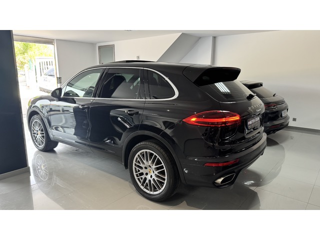 Porsche Cayenne Diesel 193 kW (262 CV)