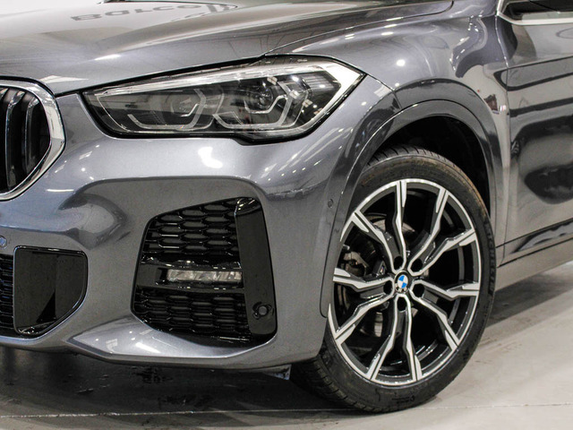BMW X1 sDrive18d color Gris. Año 2020. 110KW(150CV). Diésel. En concesionario Barcelona Premium -- GRAN VIA de Barcelona