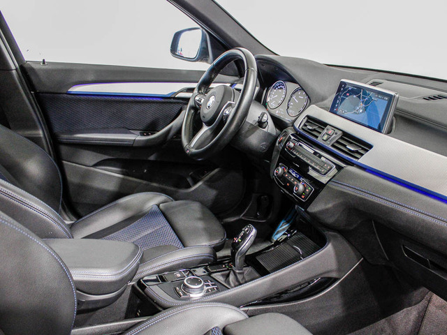 BMW X1 sDrive18d color Gris. Año 2020. 110KW(150CV). Diésel. En concesionario Barcelona Premium -- GRAN VIA de Barcelona