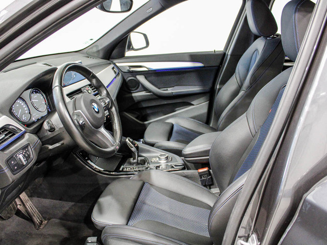 BMW X1 sDrive18d color Gris. Año 2020. 110KW(150CV). Diésel. En concesionario Barcelona Premium -- GRAN VIA de Barcelona