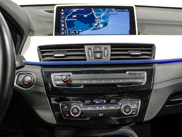 BMW X1 sDrive18d color Gris. Año 2020. 110KW(150CV). Diésel. En concesionario Barcelona Premium -- GRAN VIA de Barcelona