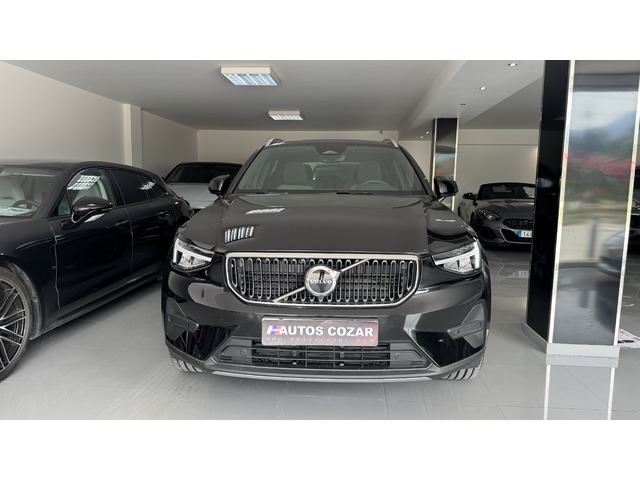 Volvo XC40 B3 G Core Auto 120 kW (163 CV)