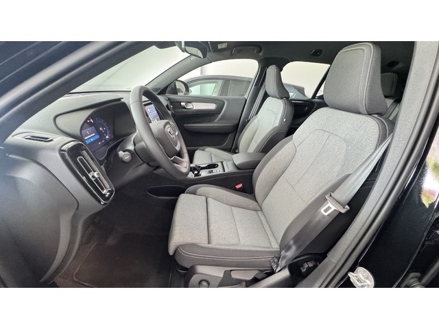 Volvo XC40 B3 G Core Auto 120 kW (163 CV)