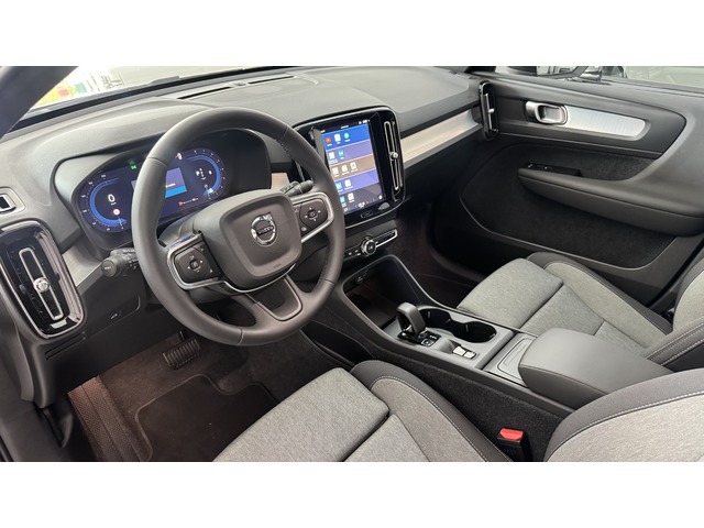 Volvo XC40 B3 G Core Auto 120 kW (163 CV)