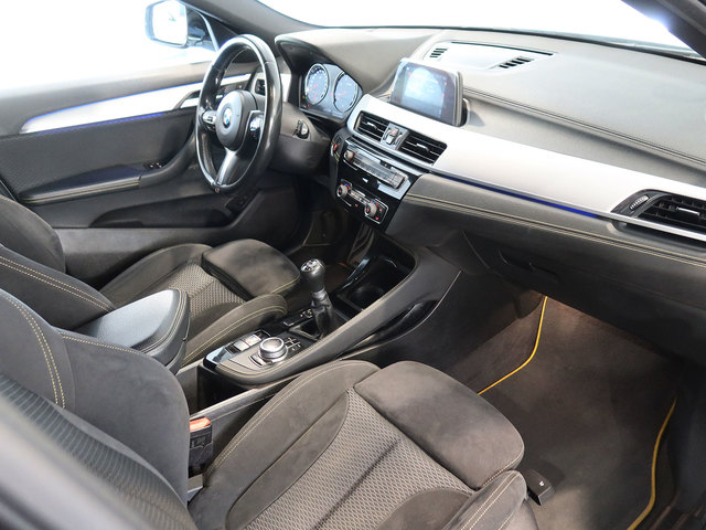 BMW X2 sDrive18d color Gris. Año 2019. 110KW(150CV). Diésel. En concesionario Autogal de Ourense