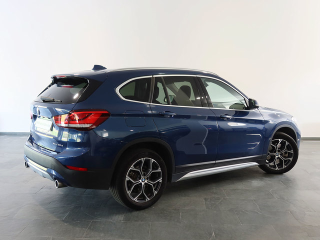 BMW X1 xDrive20d color Azul. Año 2022. 140KW(190CV). Diésel. En concesionario Autogal de Ourense
