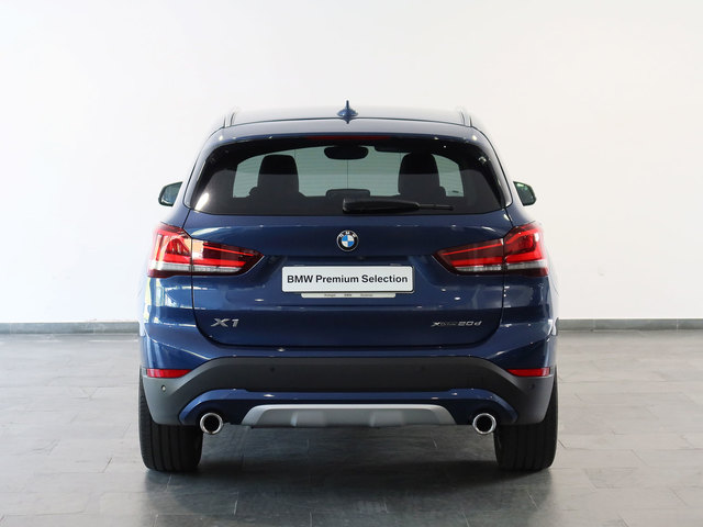 BMW X1 xDrive20d color Azul. Año 2022. 140KW(190CV). Diésel. En concesionario Autogal de Ourense
