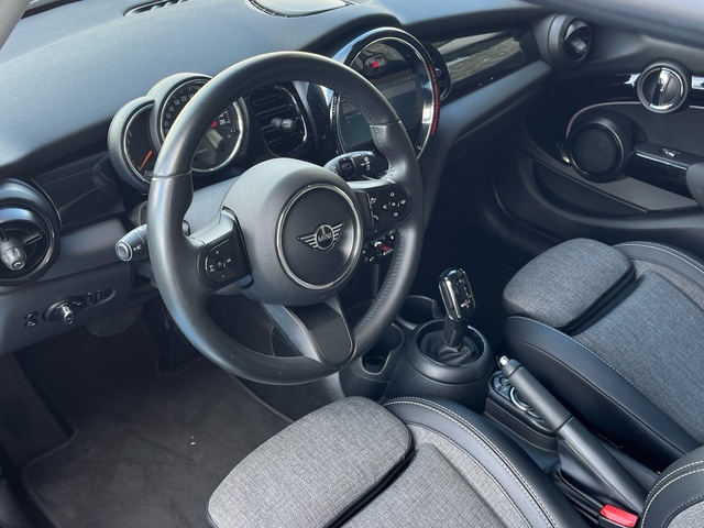 fotoG 13 del MINI MINI 5 Puertas Cooper 100 kW (136 CV) 136cv Gasolina del 2022 en Cantabria