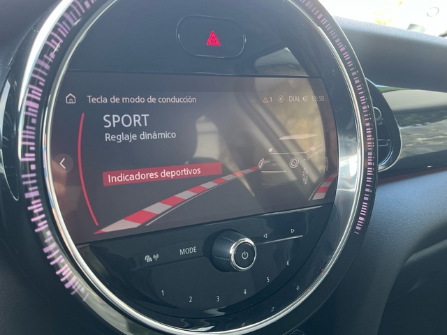 fotoG 22 del MINI MINI 5 Puertas Cooper 100 kW (136 CV) 136cv Gasolina del 2022 en Cantabria