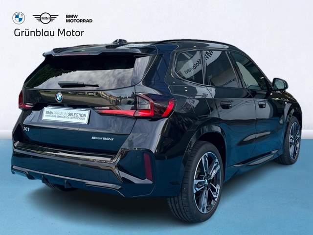 BMW X1 sDrive20d color Negro. Año 2024. 120KW(163CV). Diésel. En concesionario Grünblau Motor (Bmw y Mini) de Cantabria