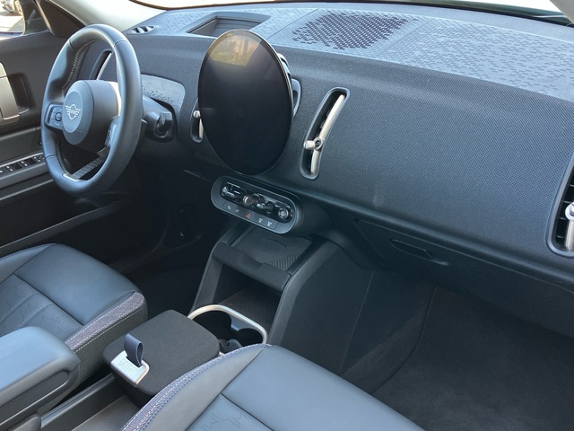 fotoG 7 del MINI MINI Countryman E 150 kW (204 CV) 204cv Eléctrico del 2024 en León