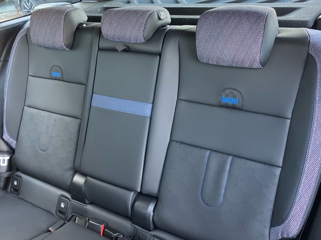 fotoG 8 del MINI MINI Countryman E 150 kW (204 CV) 204cv Eléctrico del 2024 en León