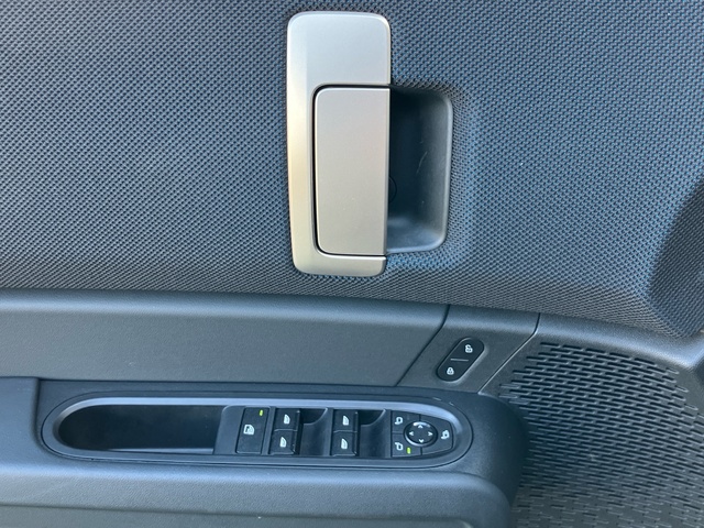 fotoG 23 del MINI MINI Countryman E 150 kW (204 CV) 204cv Eléctrico del 2024 en León