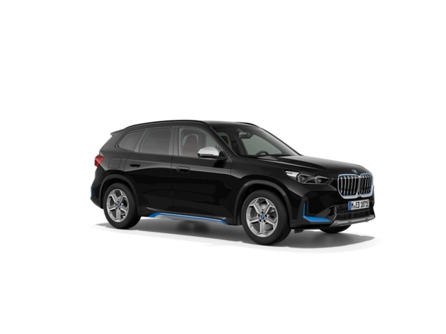 BMW iX1 xDrive30 color Negro. Año 2023. 230KW(313CV). Eléctrico. En concesionario Barcelona Premium -- GRAN VIA de Barcelona
