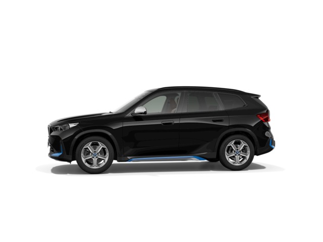 BMW iX1 xDrive30 color Negro. Año 2023. 230KW(313CV). Eléctrico. En concesionario Barcelona Premium -- GRAN VIA de Barcelona