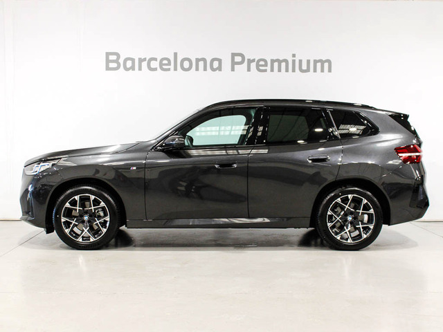 BMW X3 xDrive20d color Gris. Año 2024. 145KW(197CV). Diésel. En concesionario Barcelona Premium -- GRAN VIA de Barcelona