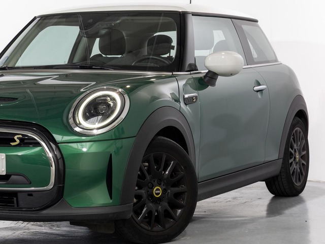 fotoG 5 del MINI MINI 3 Puertas Cooper SE 135 kW (184 CV) 184cv Eléctrico del 2022 en Girona