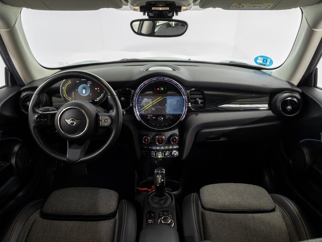 fotoG 6 del MINI MINI 3 Puertas Cooper SE 135 kW (184 CV) 184cv Eléctrico del 2022 en Girona