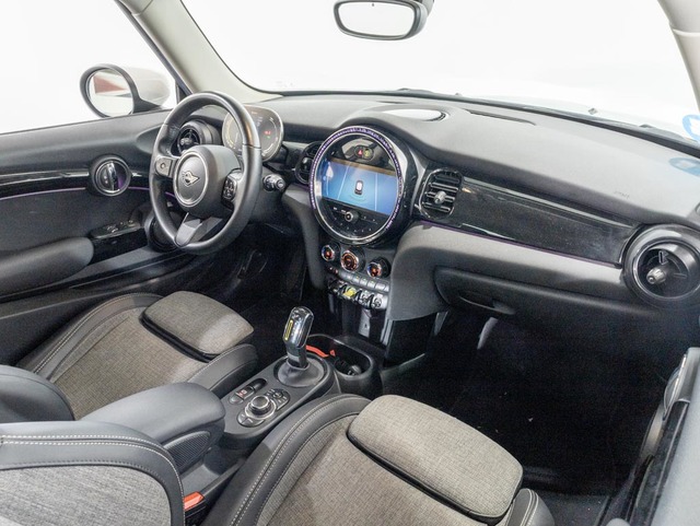 fotoG 7 del MINI MINI 3 Puertas Cooper SE 135 kW (184 CV) 184cv Eléctrico del 2022 en Girona