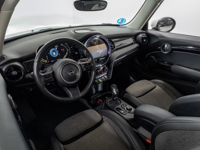 fotoG 12 del MINI MINI 3 Puertas Cooper SE 135 kW (184 CV) 184cv Eléctrico del 2022 en Girona