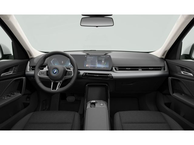 BMW X1 xDrive25e color Blanco. Año 2024. 180KW(245CV). Híbrido Electro/Gasolina. En concesionario Automotor Costa, S.L.U. de Almería