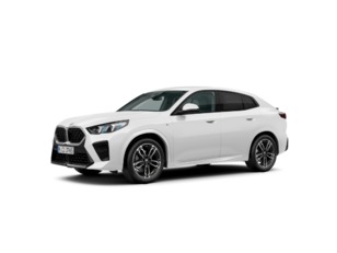 Fotos de BMW X2 sDrive18d color Blanco. Año 2025. 110KW(150CV). Diésel. En concesionario MURCIA PREMIUM S.L. JUAN CARLOS I de Murcia