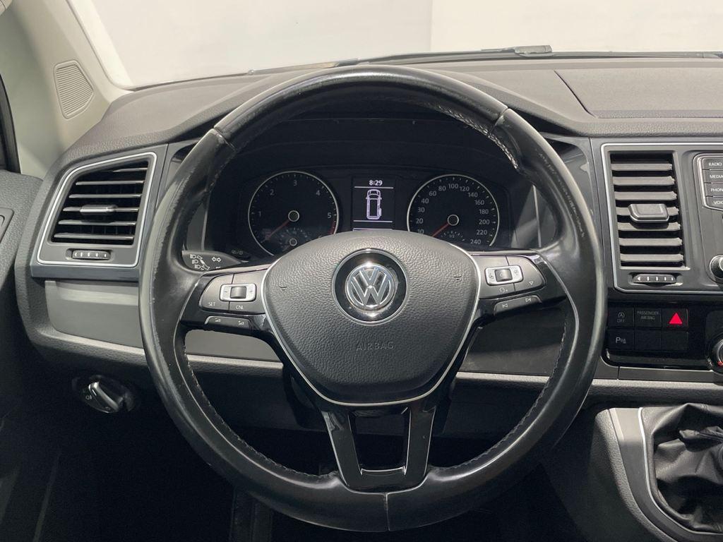 Volkswagen Multivan 2.0 TDI en Barcelona