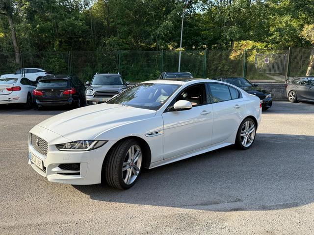 Jaguar XE 2.0 GTDi Petrol Pure Auto 177 kW (240 CV)