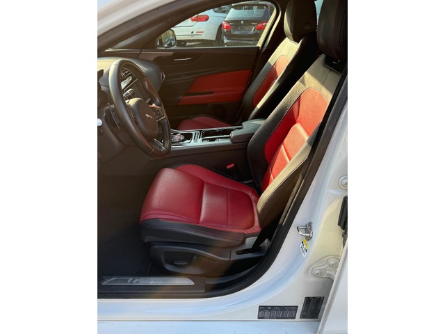 Jaguar XE 2.0 GTDi Petrol Pure Auto 177 kW (240 CV)
