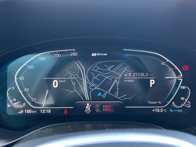 BMW X3 xDrive30e color Blanco. Año 2023. 215KW(292CV). Híbrido Electro/Gasolina. En concesionario Grünblau Motor (Bmw y Mini) de Cantabria