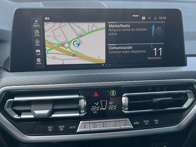 BMW X3 xDrive30e color Blanco. Año 2023. 215KW(292CV). Híbrido Electro/Gasolina. En concesionario Grünblau Motor (Bmw y Mini) de Cantabria