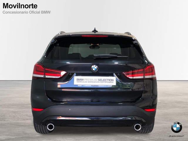 BMW X1 sDrive18d color Negro. Año 2021. 110KW(150CV). Diésel. En concesionario Movilnorte El Plantio de Madrid