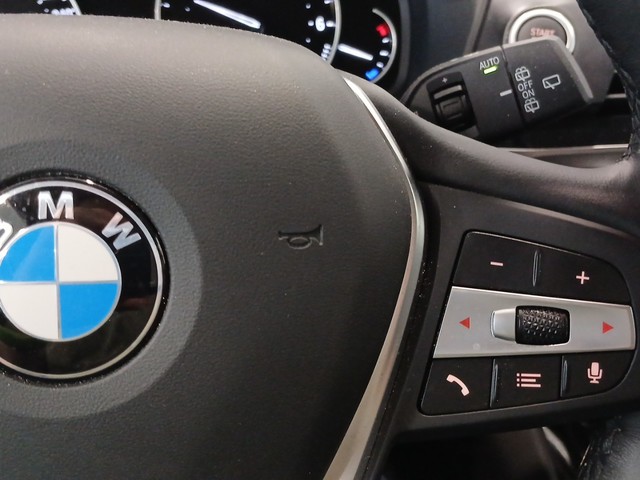 BMW X3 xDrive20i color Blanco. Año 2021. 135KW(184CV). Gasolina. En concesionario Enekuri Motor de Vizcaya