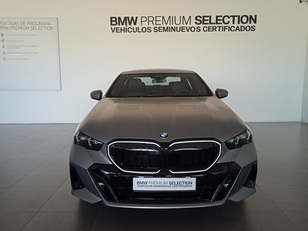 Fotos de BMW Serie 5 540d color Gris. Año 2025. 223KW(303CV). Diésel. En concesionario Albamocion S.L. ALBACETE de Albacete