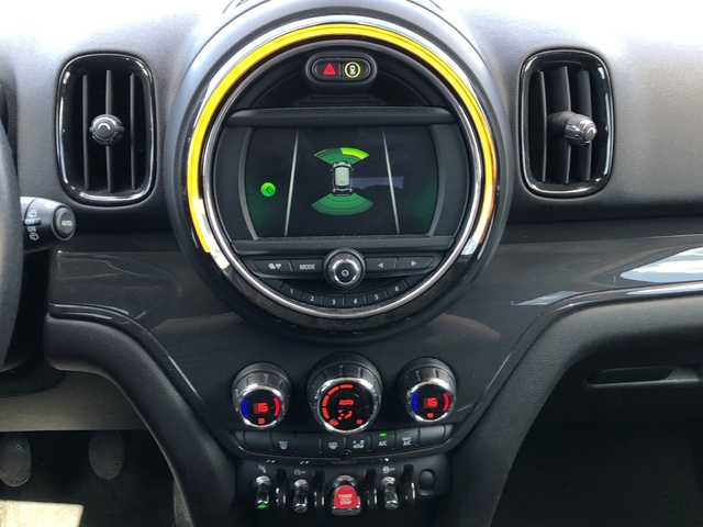 fotoG 15 del MINI MINI Countryman Cooper 100 kW (136 CV) 136cv Gasolina del 2020 en Madrid